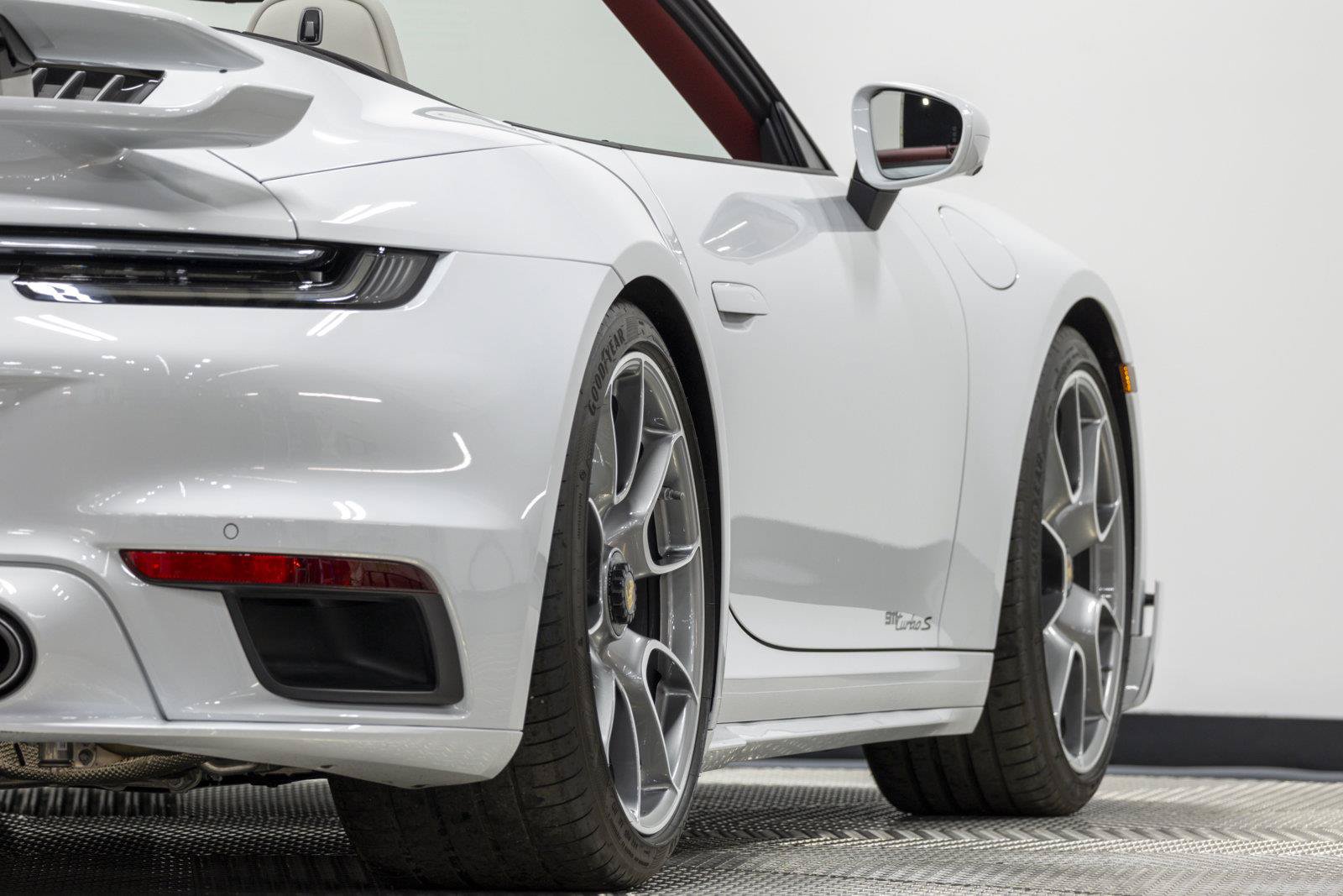 Used 2022 Porsche 911 Turbo S AWD/4WD image 11