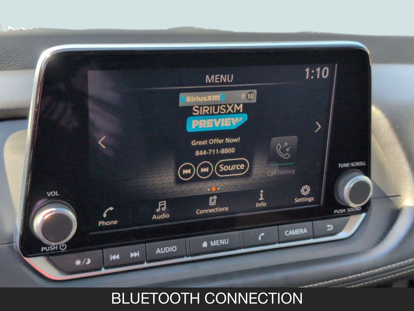 Used 2025 Nissan Rogue SV image 17