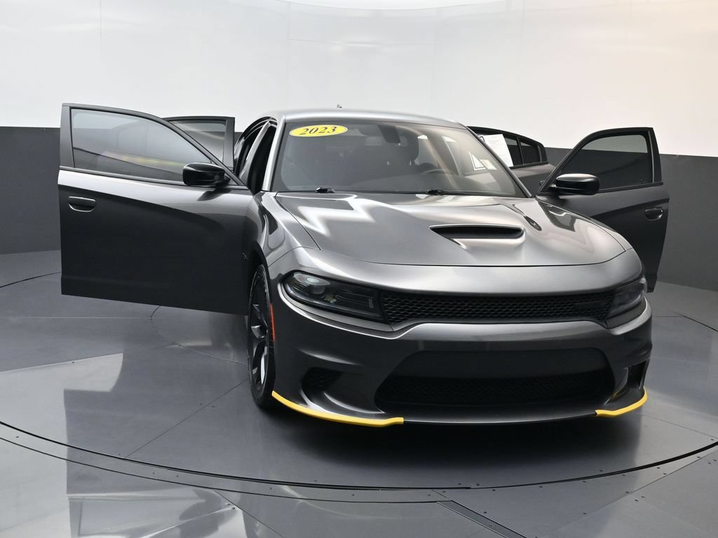 Used 2023 Dodge Charger R/T w/ Blacktop Package RWD image 29