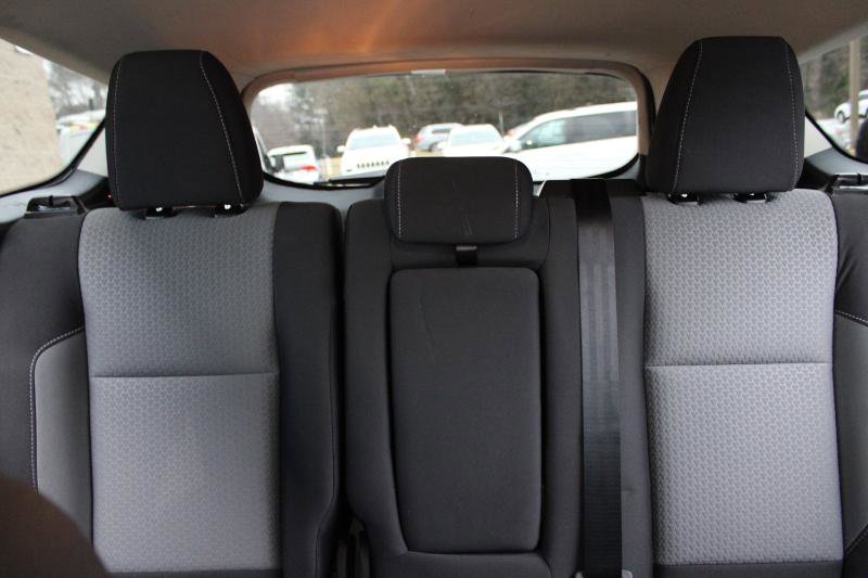 Used 2019 Ford Escape SE FWD image 15