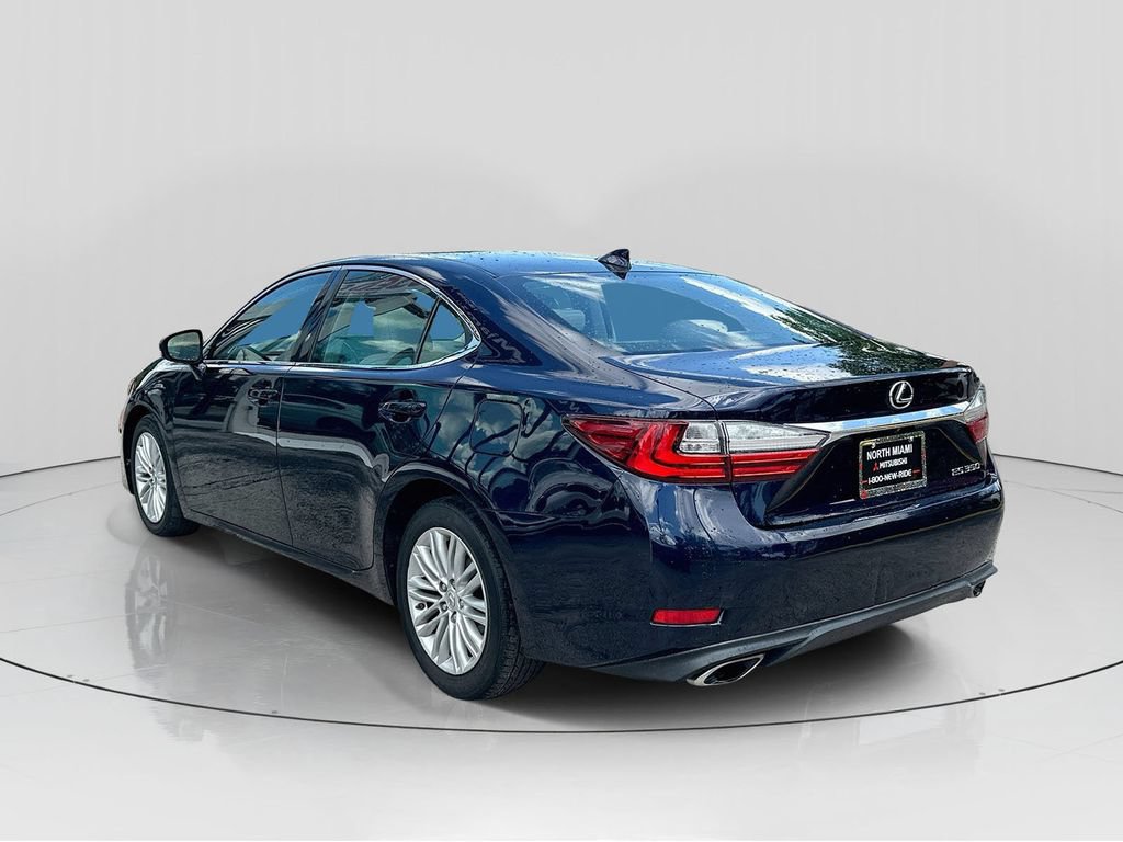Used 2017 Lexus ES 350 w/ Premium Package FWD image 5