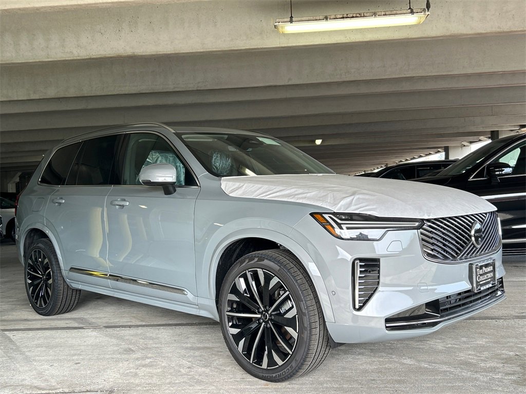 New 2026 Volvo XC90 B6 Plus w/ Protection Package Premier
