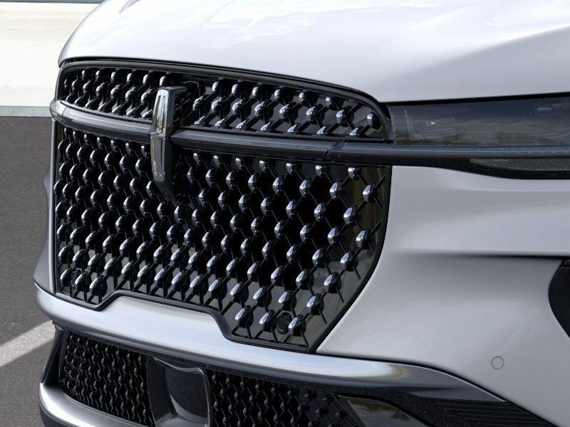 New 2026 Lincoln Nautilus Premier AWD/4WD image 17