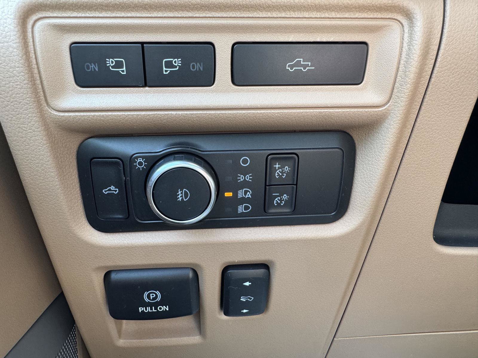 Used 2022 Ford F150 Lariat AWD/4WD image 21