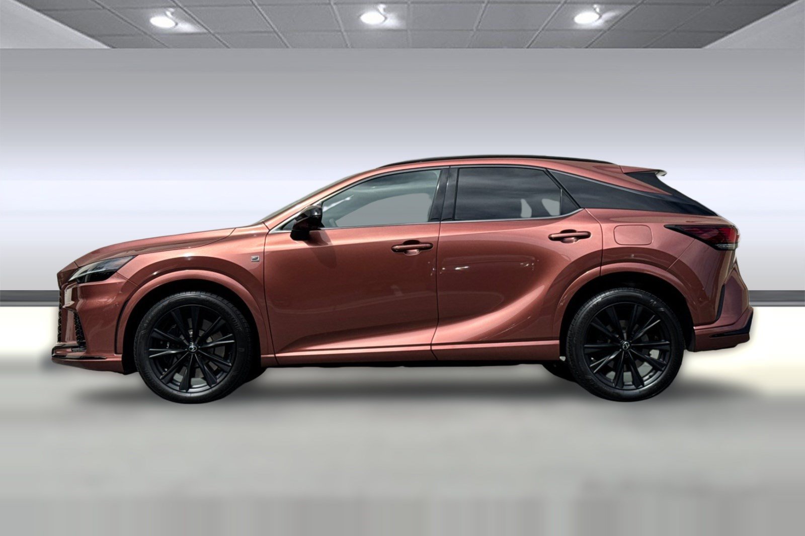Certified 2023 Lexus RX 500h F Sport w/ Cold Area Package AWD/4WD image 2