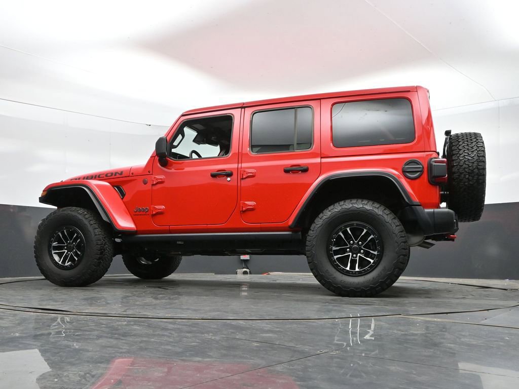 Used 2025 Jeep Wrangler Unlimited Rubicon AWD/4WD image 47