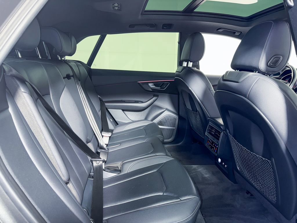 Used 2019 Audi Q8 Premium Plus w/ Premium Plus image 28