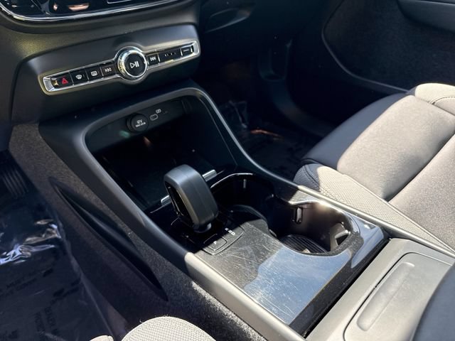 Certified 2023 Volvo XC40 Recharge Ultimate AWD/4WD image 25