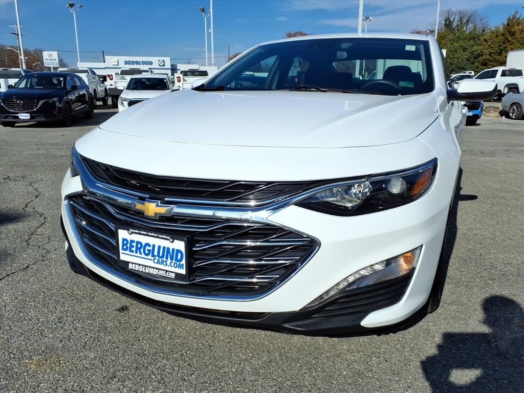 Used 2024 Chevrolet Malibu LT image 9