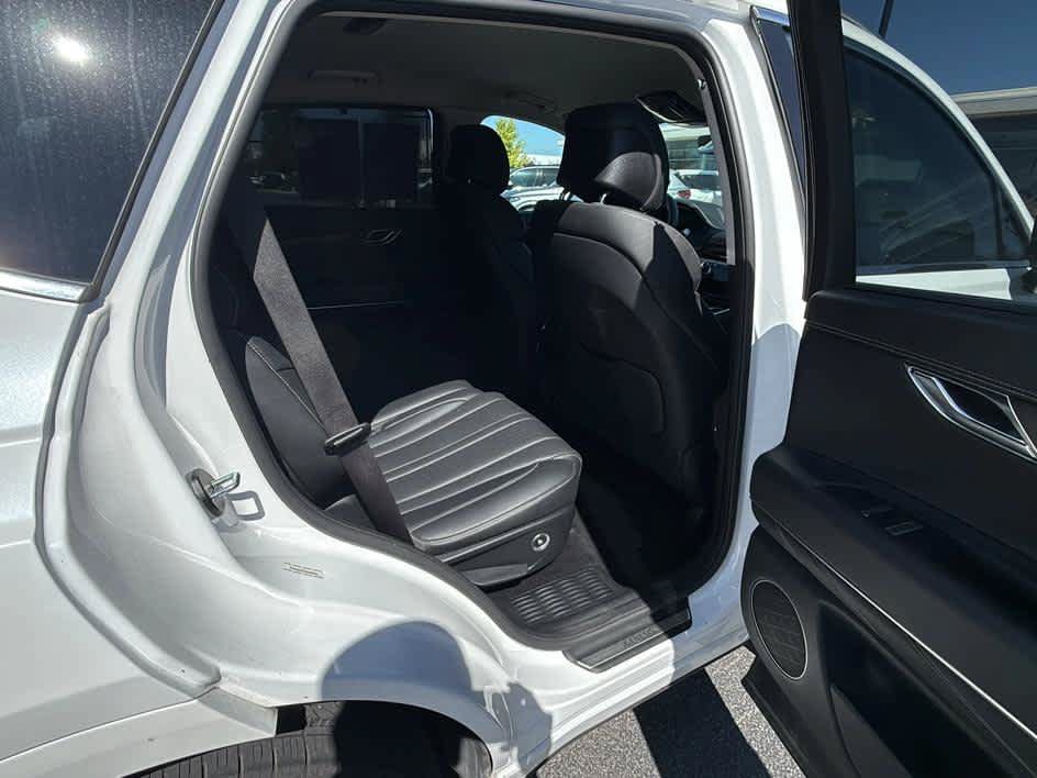 Used 2024 Genesis GV80 2.5T AWD/4WD image 34