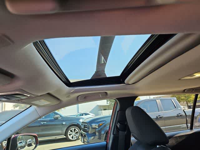 Used 2024 Toyota Corolla Cross LE w/ Moonroof Package FWD image 16