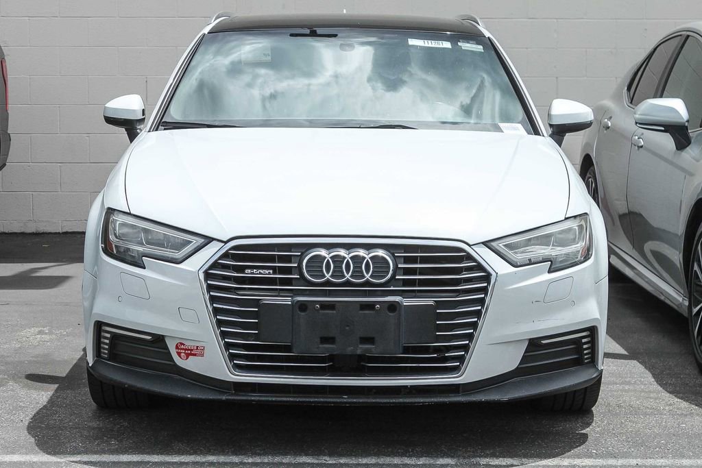 Used 2017 Audi A3 e-tron Premium Plus w/ Technology Package FWD image 2
