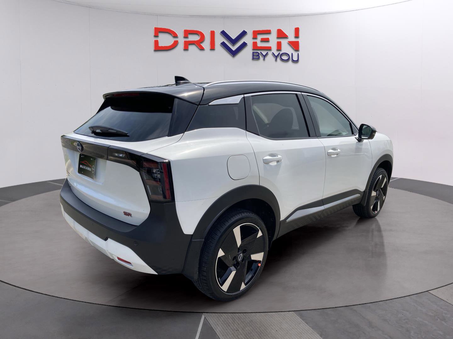 New 2025 Nissan Kicks SR image 5