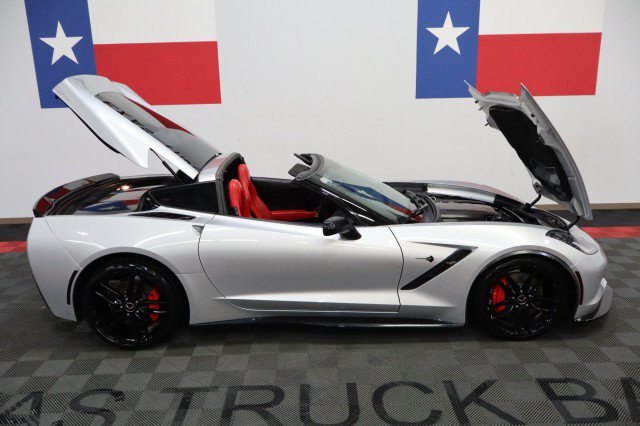 Used 2015 Chevrolet Corvette Stingray Coupe w/ 2LT Preferred Equipment Group RWD image 32