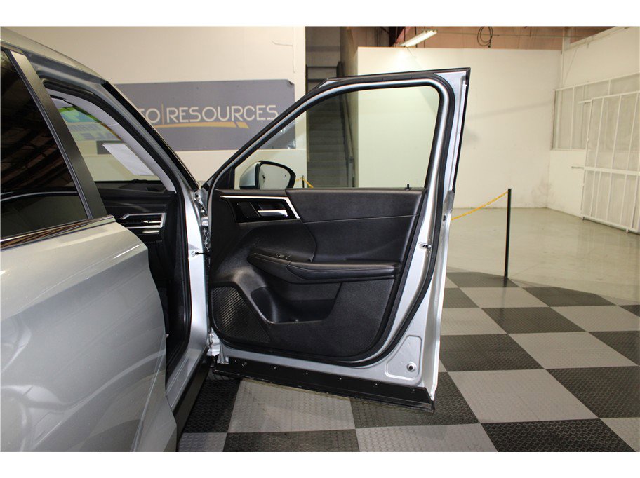 Used 2024 Mitsubishi Outlander Ralliart image 27