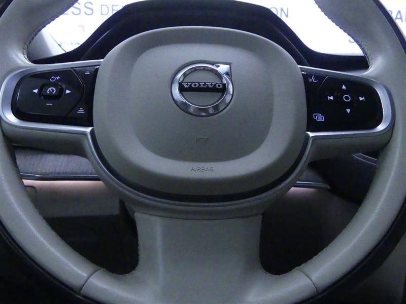 Used 2022 Volvo XC90 T6 Inscription image 16