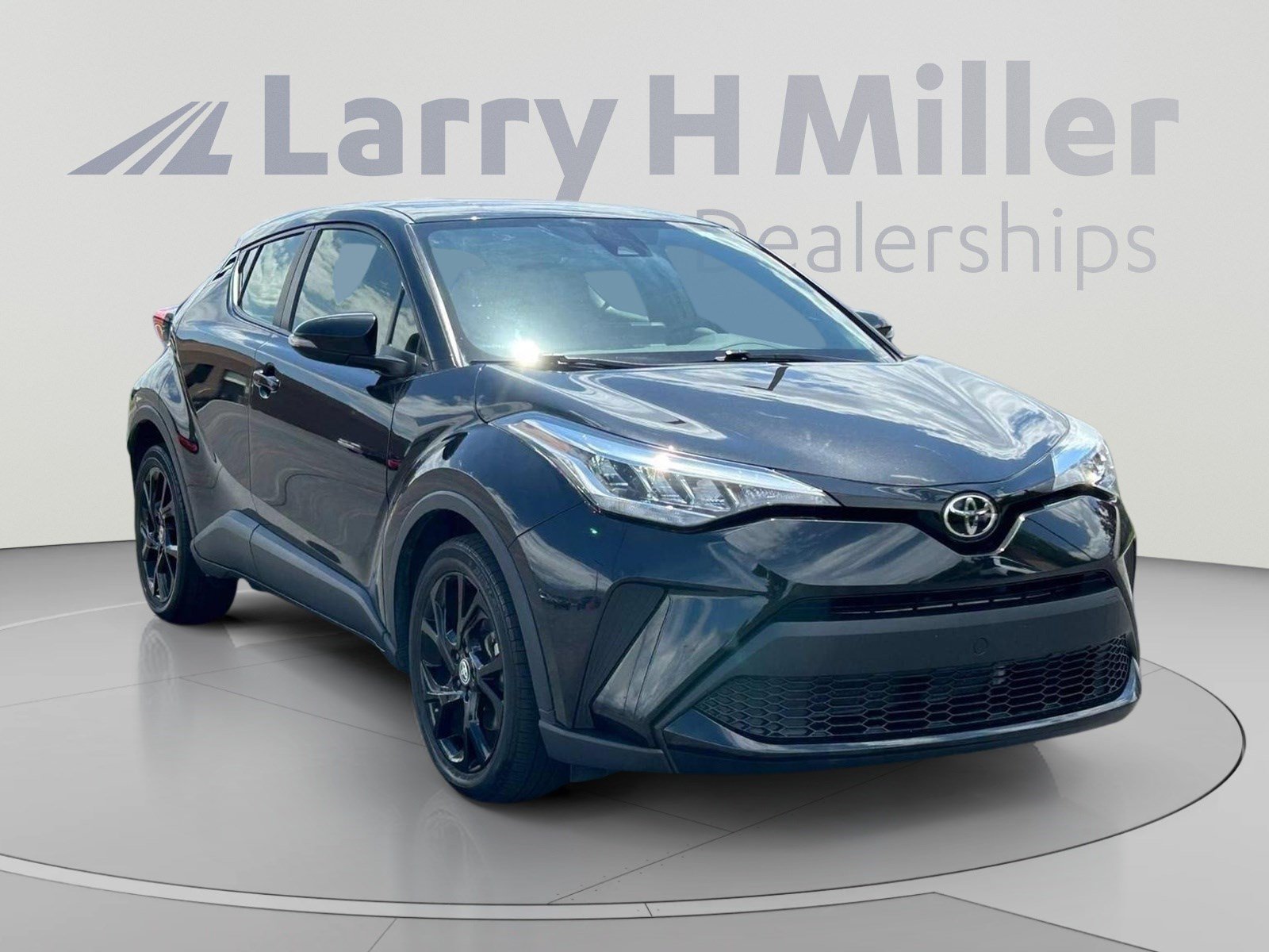Used 2022 Toyota C-HR Nightshade FWD image 8