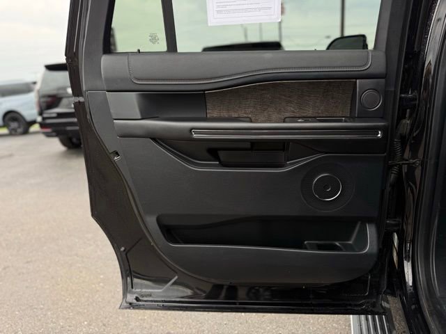 Used 2019 Ford Expedition Max Limited image 16