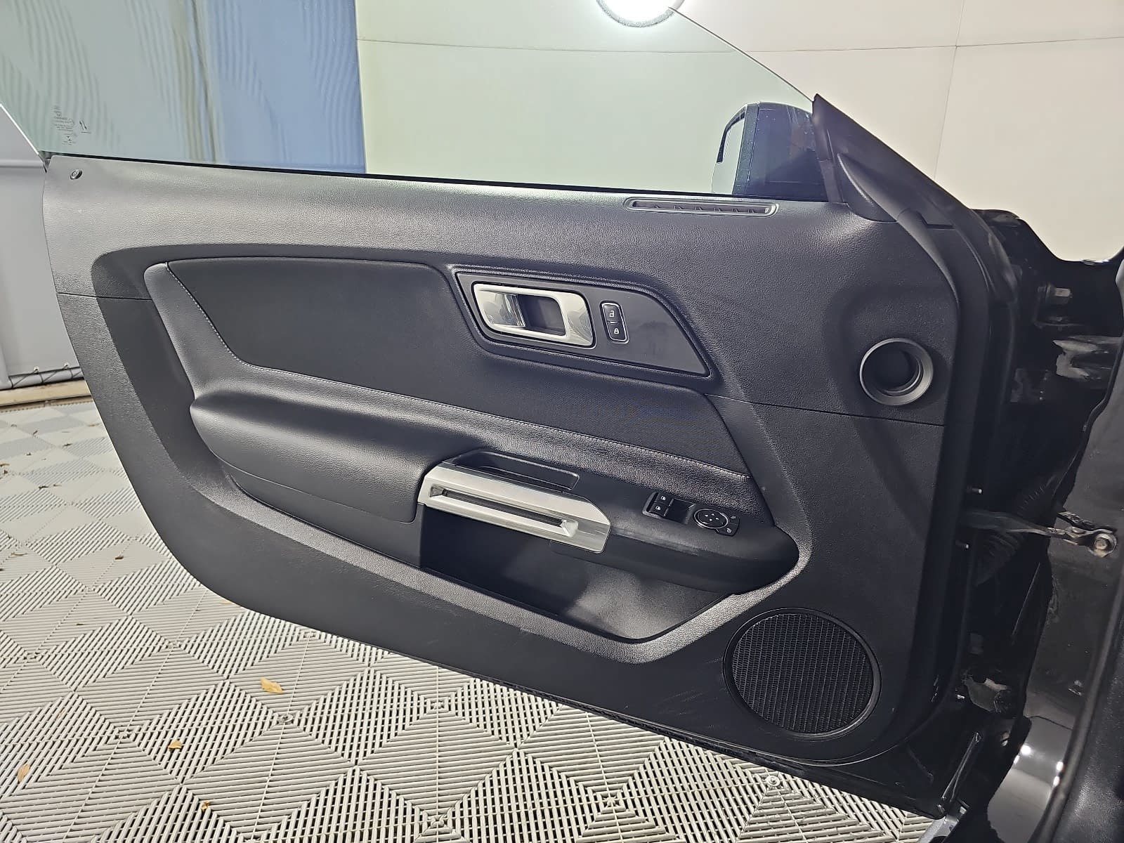 Used 2020 Ford Mustang GT RWD image 24
