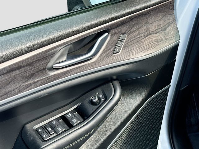 Used 2022 Jeep Grand Cherokee L Limited image 19