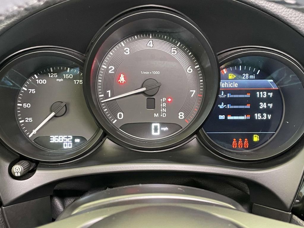 Certified 2022 Porsche Macan image 46