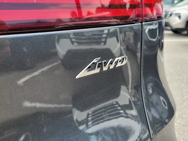 Used 2025 Genesis GV70 2.5T AWD/4WD image 9