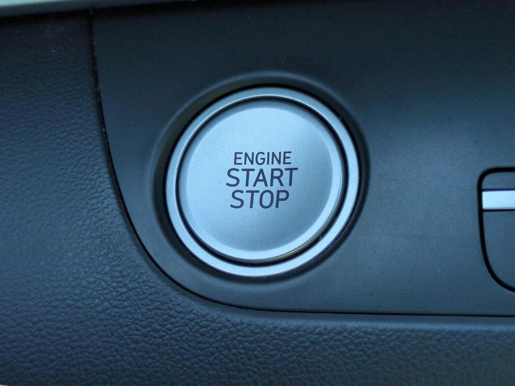 Certified 2023 Hyundai Elantra Limited image 25