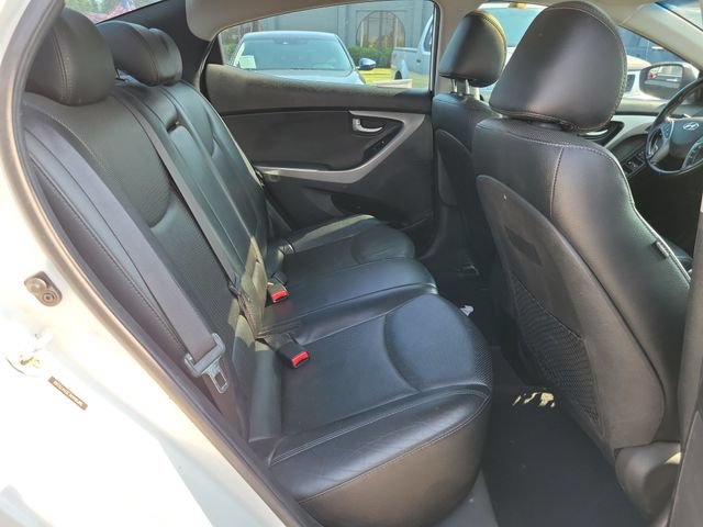 Used 2014 Hyundai Elantra Limited w/ Option Group 03 FWD image 26