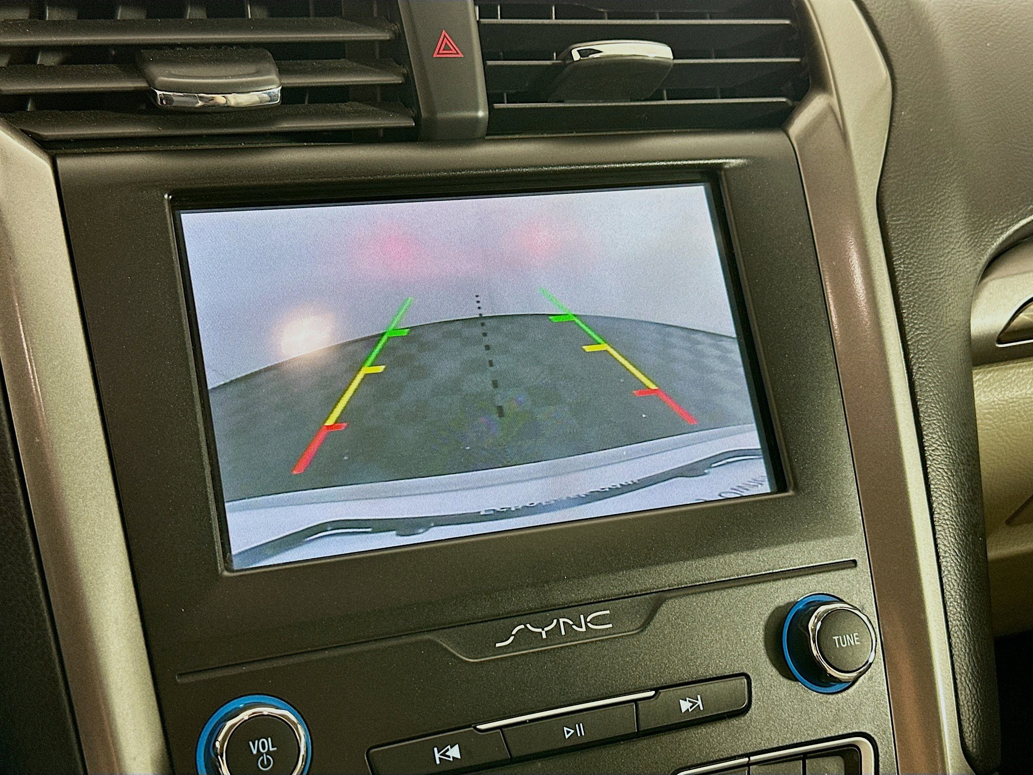 Used 2019 Ford Fusion SEL image 23