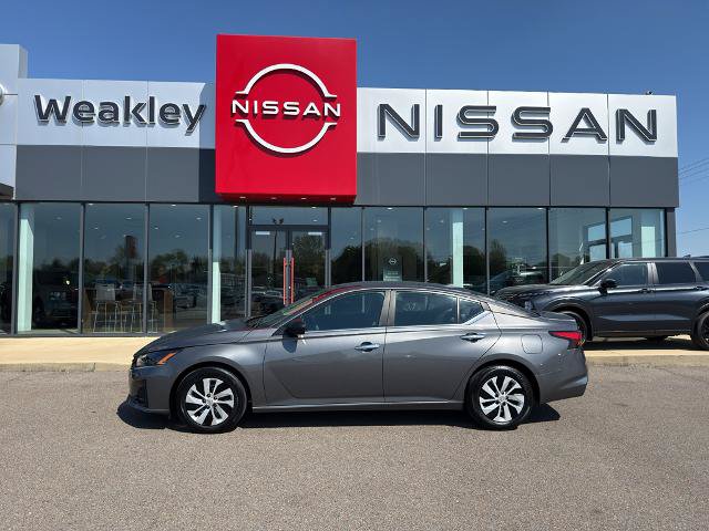 Certified 2025 Nissan Altima 2.5 S FWD image 1