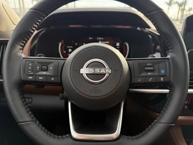 New 2025 Nissan Pathfinder Platinum image 22