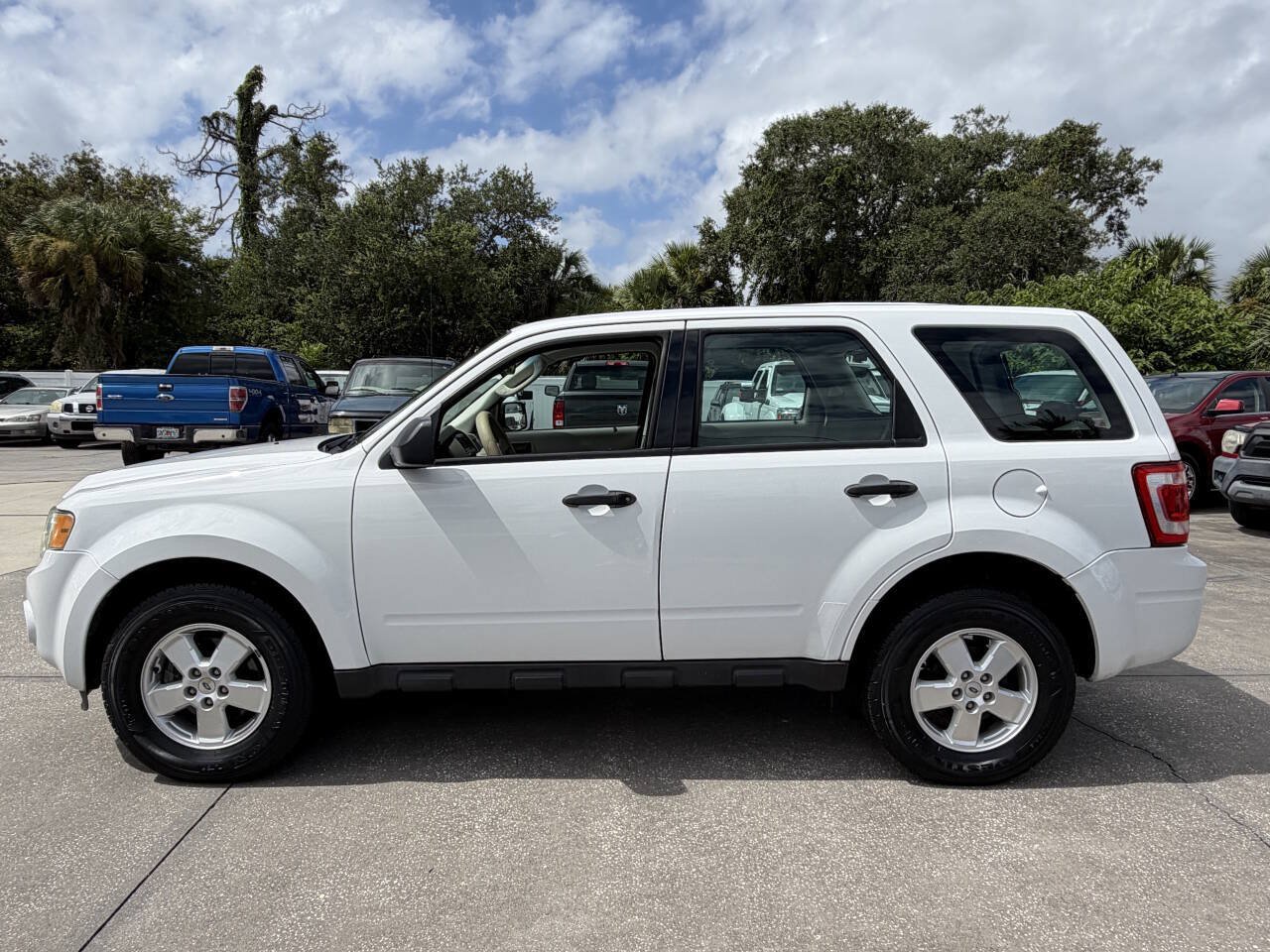 Used 2012 Ford Escape XLS FWD image 5