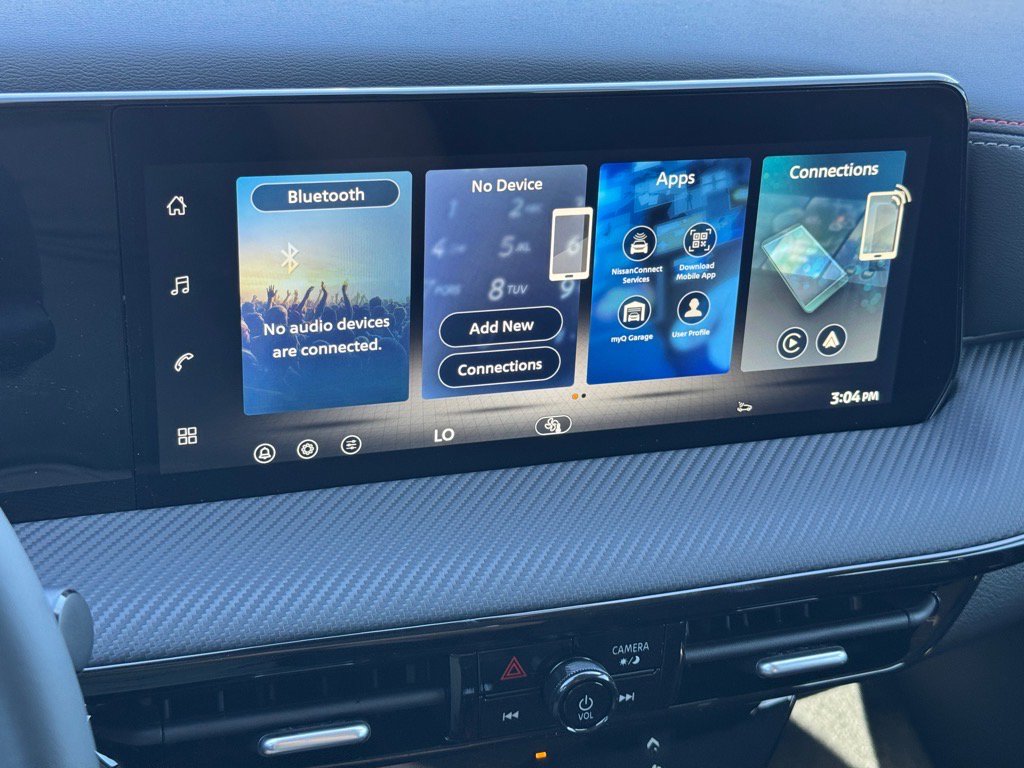 New 2026 Nissan Kicks SR FWD image 17
