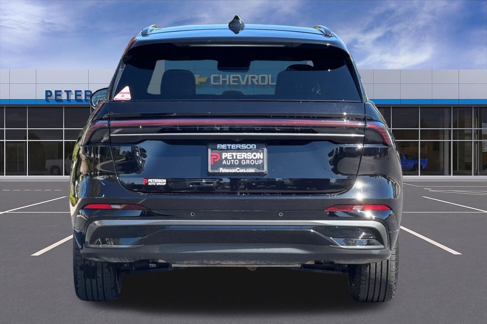 Used 2025 Lincoln Nautilus Reserve w/ Equipment Group 203A AWD/4WD image 5