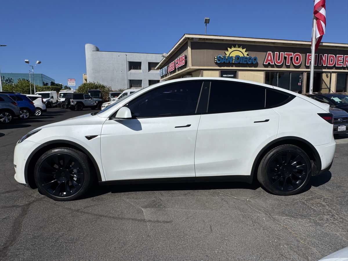 Used 2021 Tesla Model Y Long Range AWD/4WD image 8