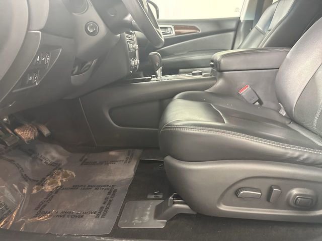 Used 2016 Nissan Pathfinder Platinum image 22