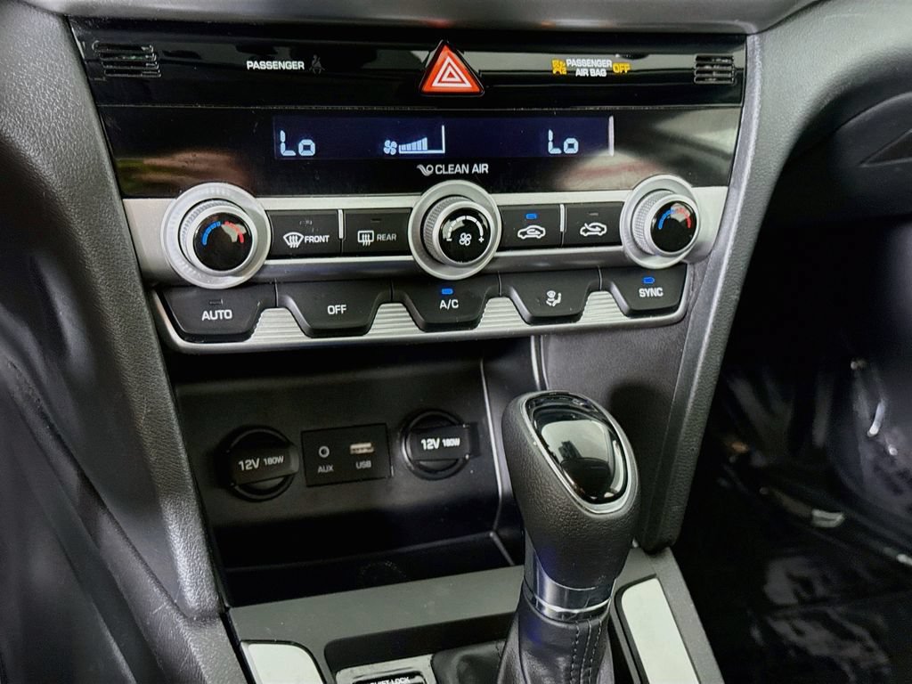 Used 2020 Hyundai Elantra SEL w/ Cargo Package (C1) FWD image 7