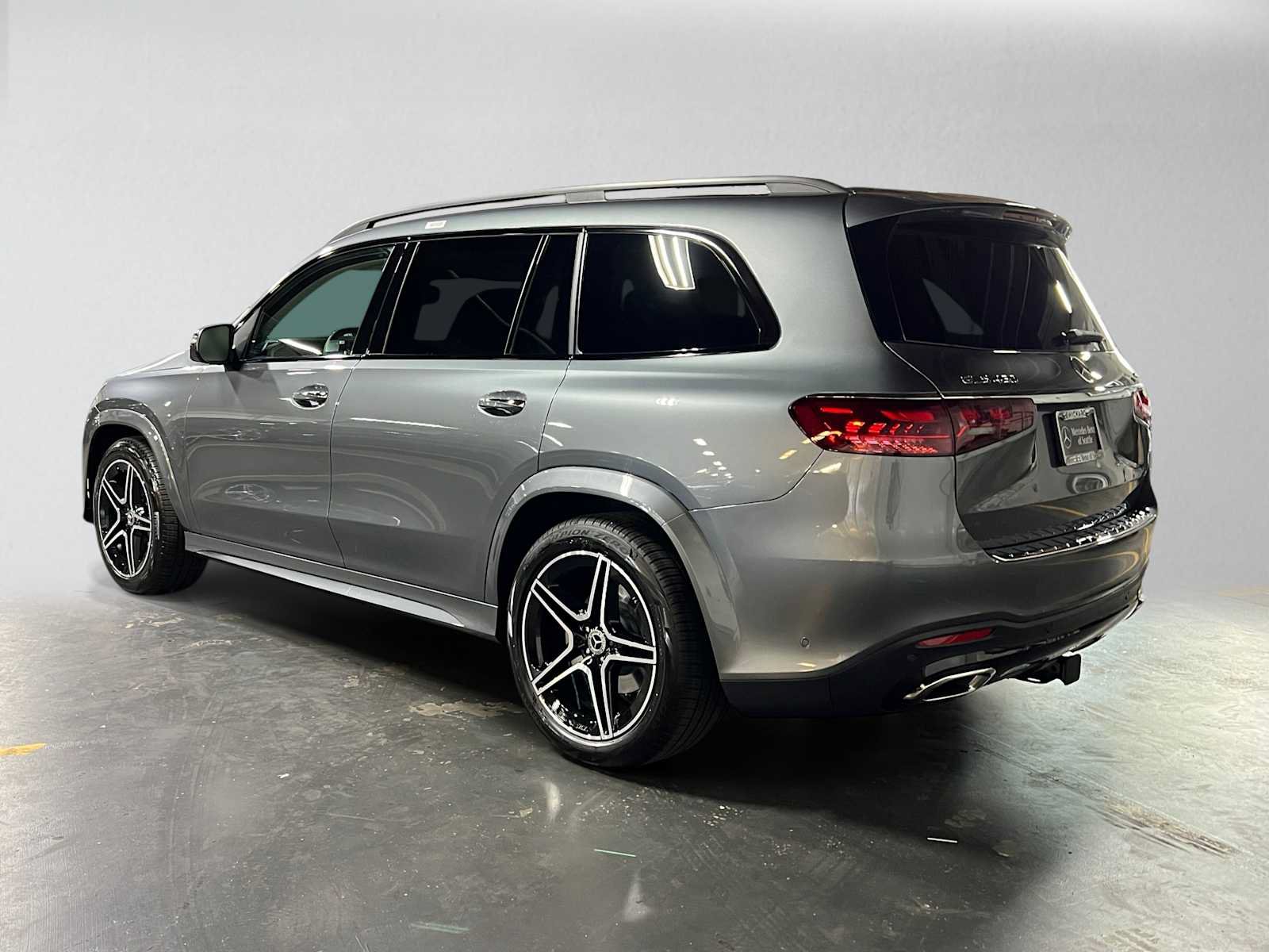 New 2026 Mercedes-Benz GLS 450 4MATIC image 5