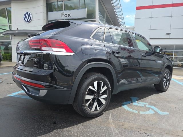 Used 2023 Volkswagen Atlas Cross Sport SE AWD/4WD image 8