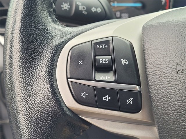 Used 2022 Ford Explorer XLT image 15