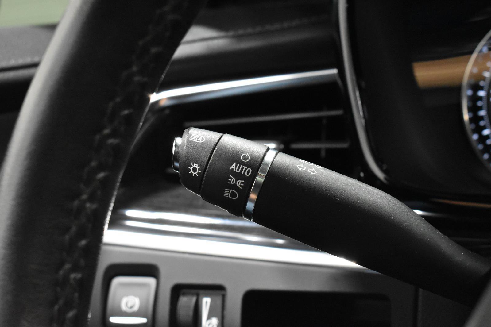 Used 2021 Cadillac XT5 Premium Luxury w/ LPO, Floor Liner Package image 12