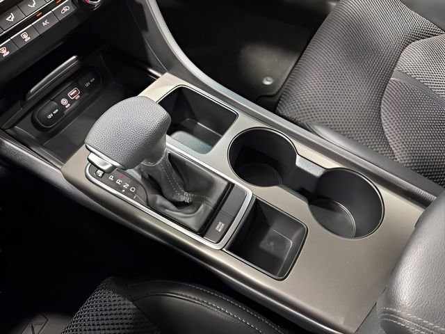 Used 2020 Kia Optima S image 23
