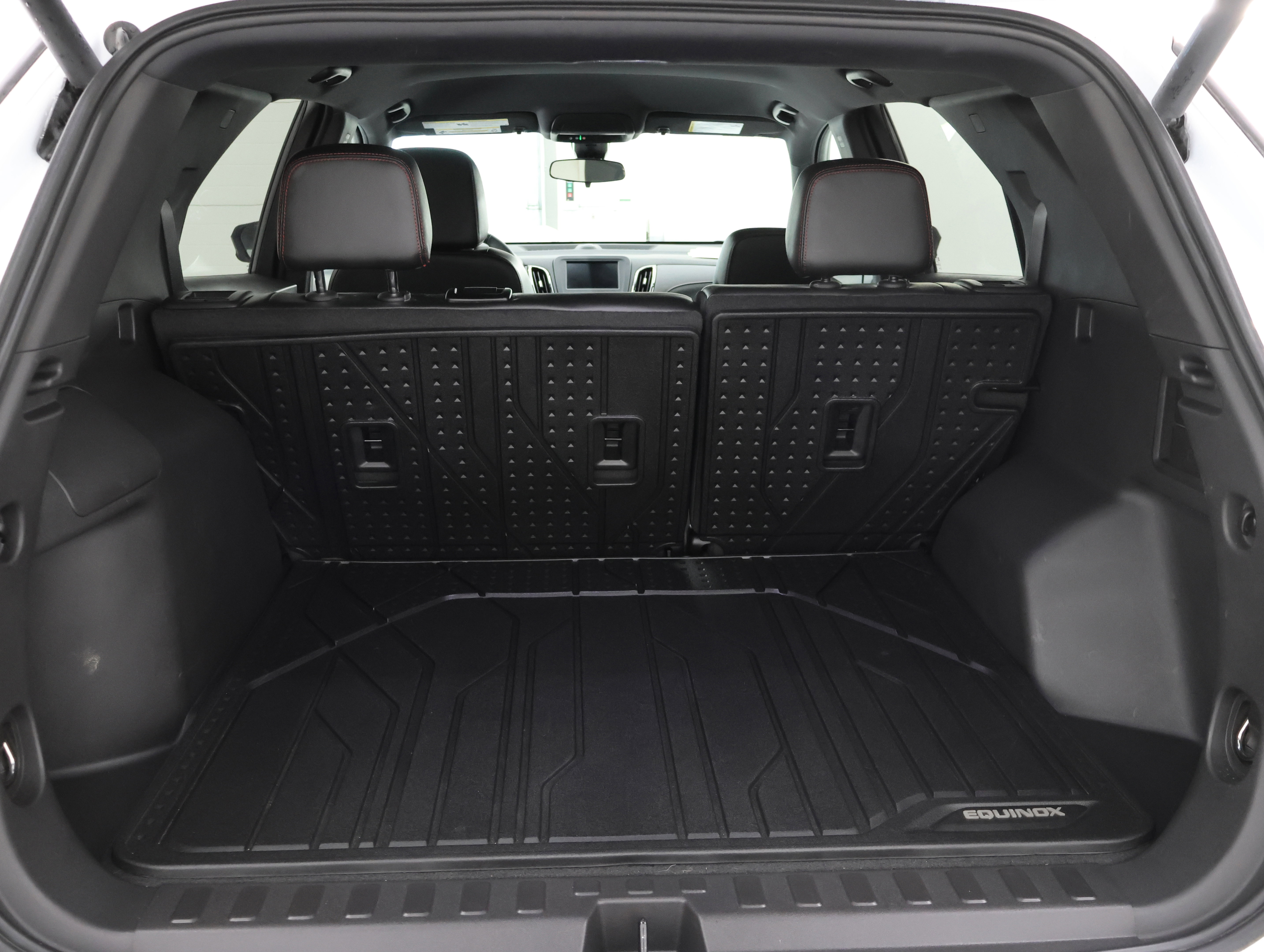 Used 2024 Chevrolet Equinox RS w/ LPO, Floor Liner Package AWD/4WD image 27