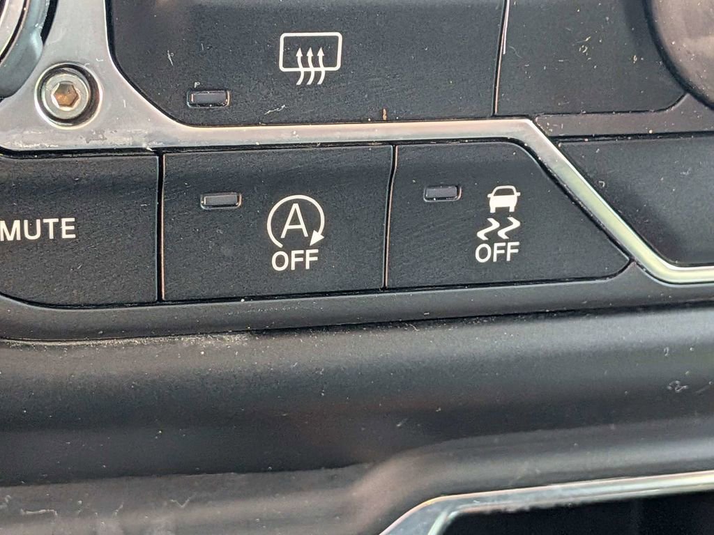 Used 2022 Jeep Wrangler Sport image 29