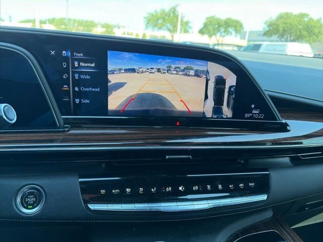 Used 2022 Cadillac Escalade Premium Luxury RWD image 10
