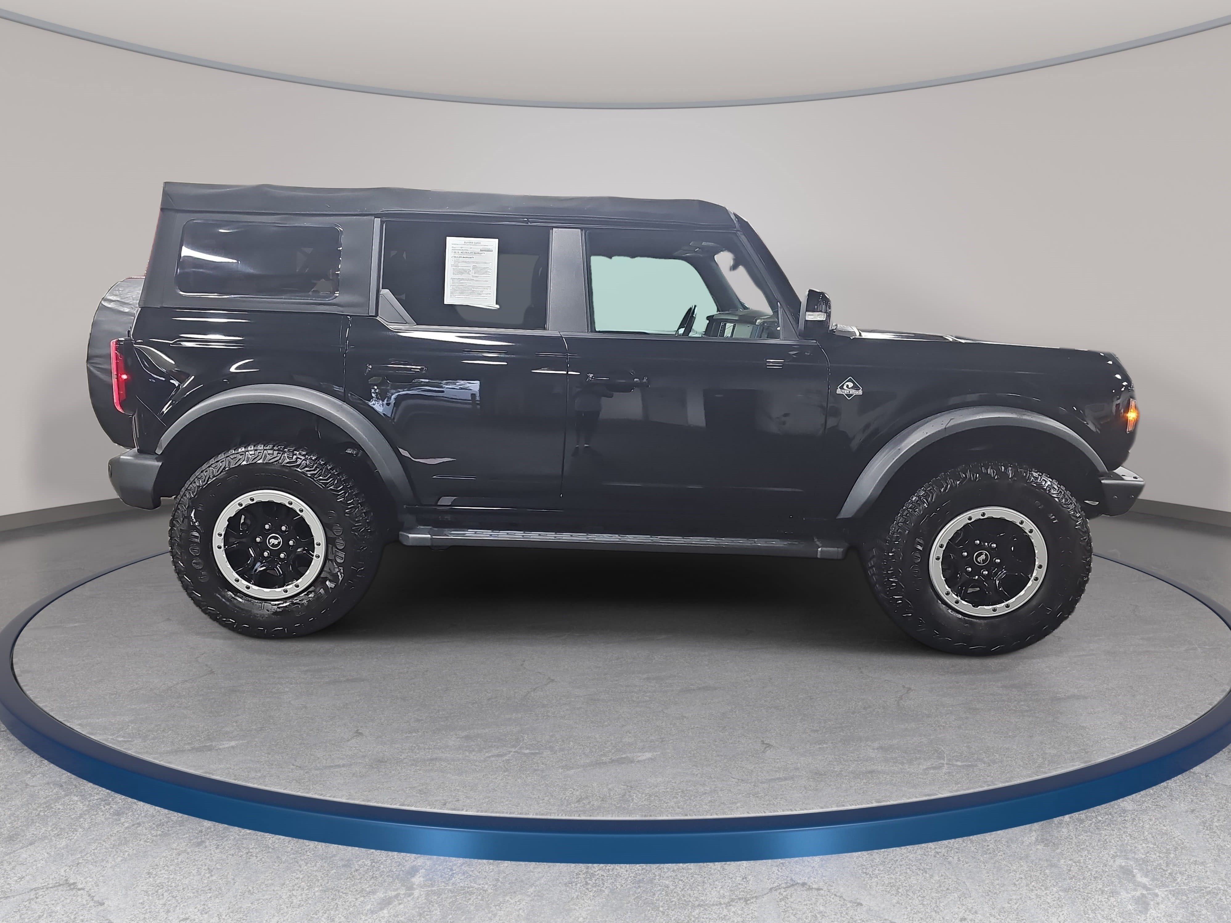 Used 2022 Ford Bronco Outer Banks w/ Sasquatch Package AWD/4WD image 4