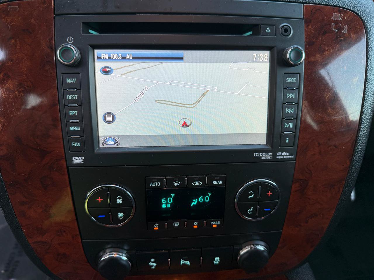 Used 2013 Chevrolet Suburban LTZ AWD/4WD image 29