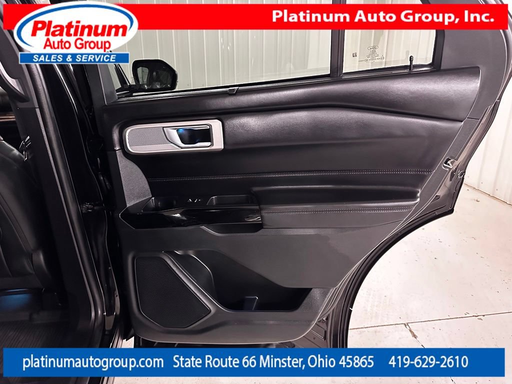 Used 2021 Ford Explorer Platinum w/ Equipment Group 601A AWD/4WD image 49