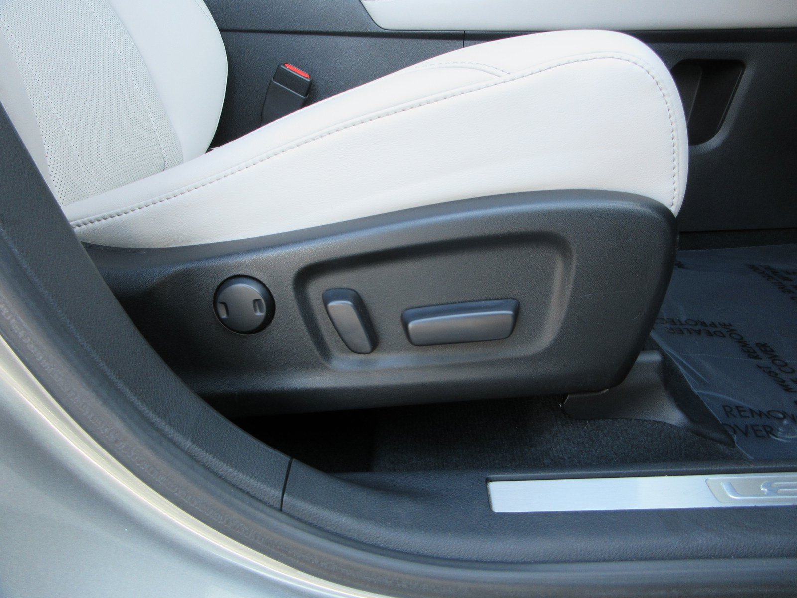 Used 2022 Lexus RX 450h AWD w/ Premium Package image 25
