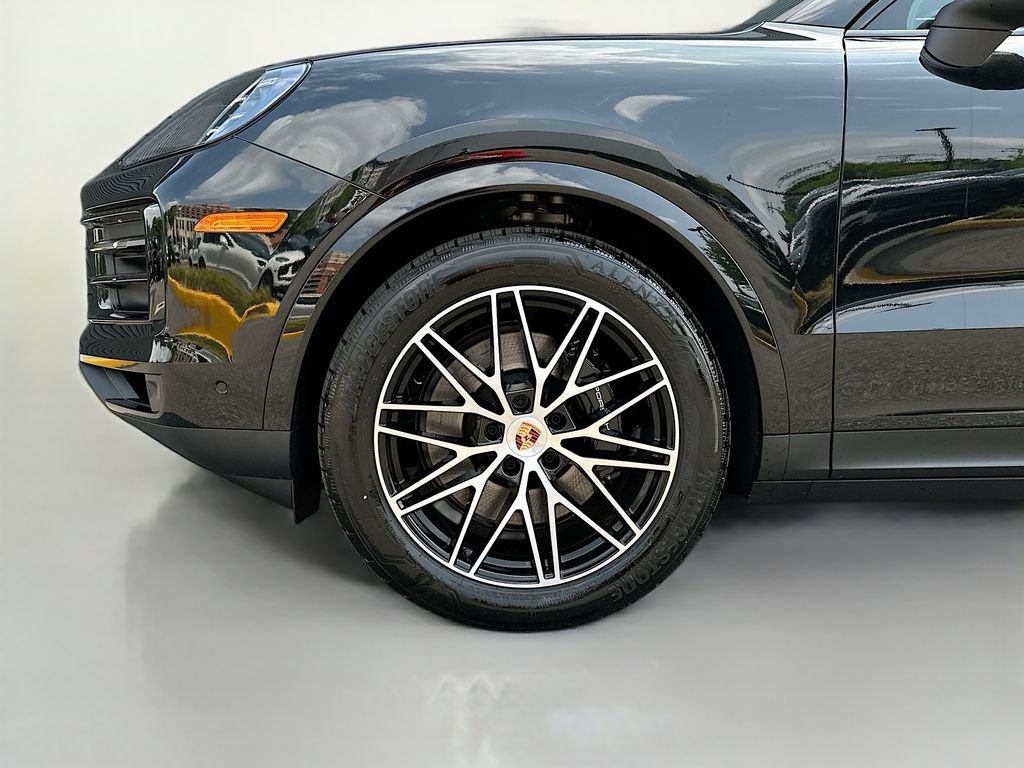 New 2026 Porsche Cayenne Coupe AWD/4WD image 33